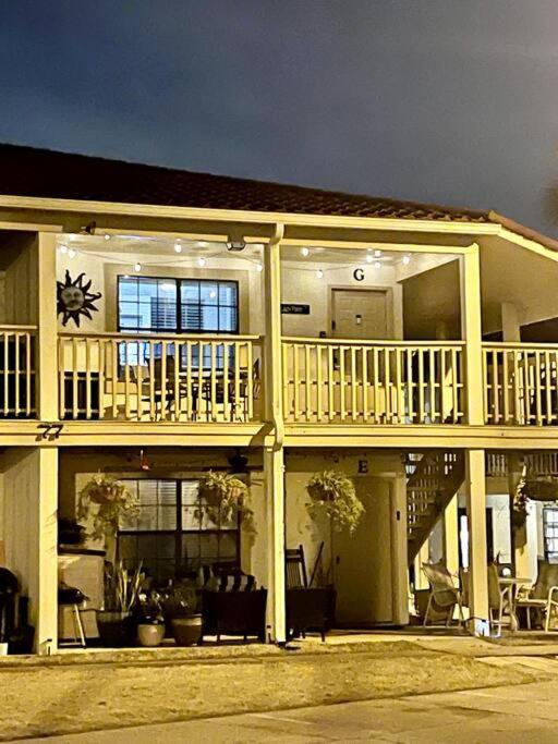 Lazy Palm 4 Pools Short Walk To Beach! Sleeps 5! パナマシティービーチ エクステリア 写真